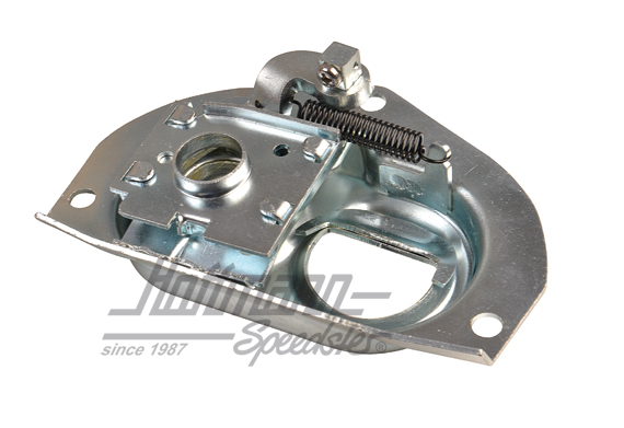 Parte inferior, bloqueo de la capota delantera, 65-73                                               